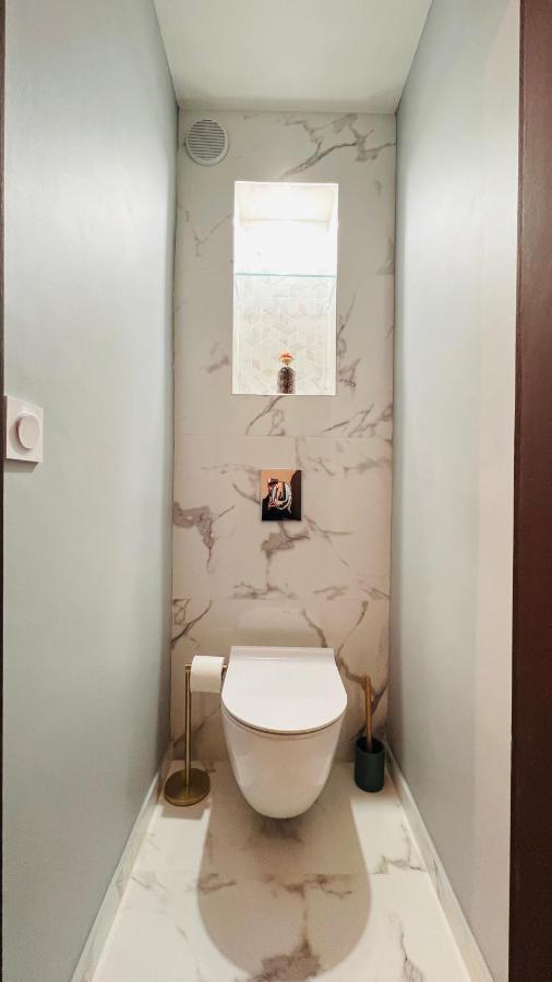 Pluton Apartment Montpellier Bagian luar foto